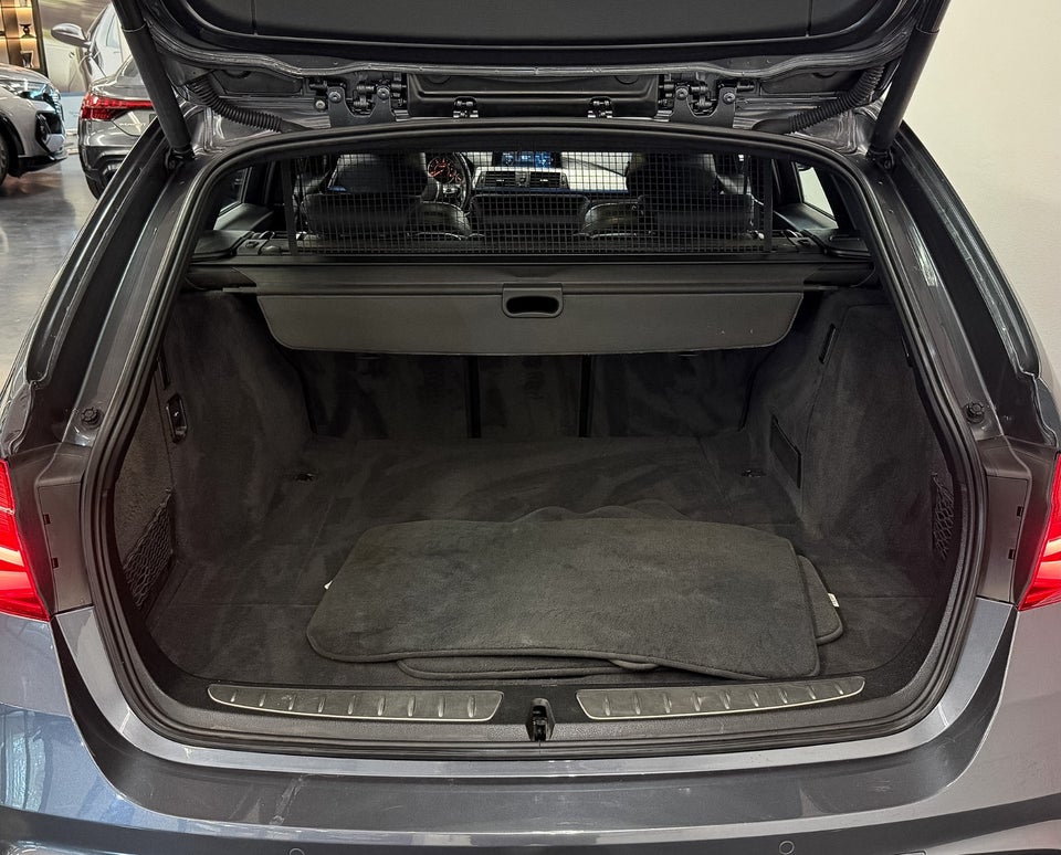 BMW 320d 2,0 Touring M-Sport aut. 5d