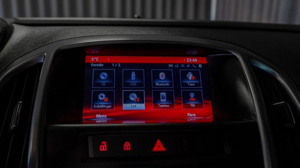 Opel Astra 1,4 T 140 Enjoy 5d