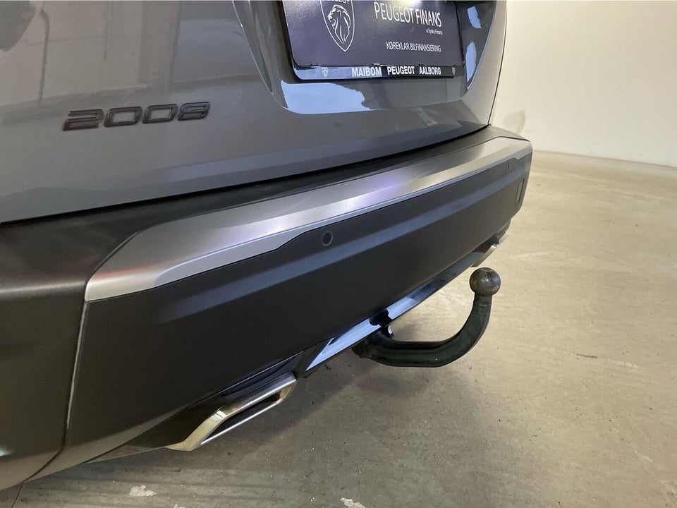 Peugeot 2008 1,2 PureTech 130 Allure EAT8 5d