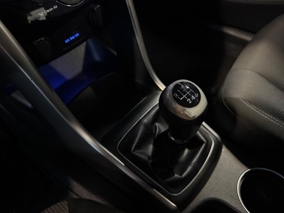 Hyundai i30 1,6 CRDi 110 Style Eco 5d