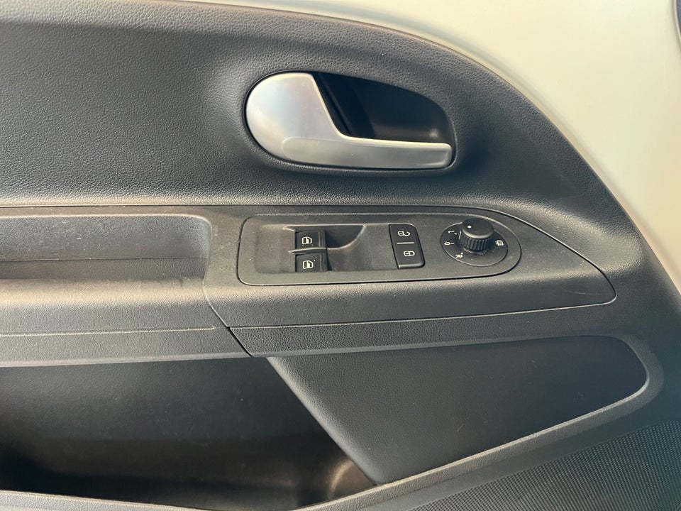 VW e-Up! Style Plus 5d