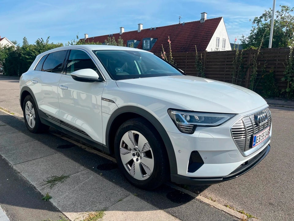 Audi e-tron 50 quattro 5d