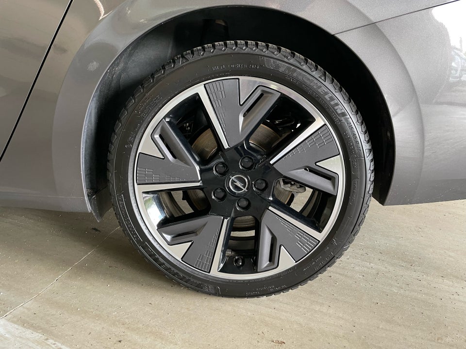 Opel Astra-e 54 Sports Tourer 5d