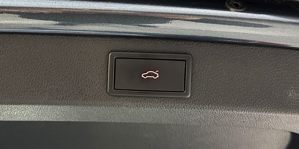 Skoda Superb 1,4 TSi iV Business Executive Combi DSG 5d