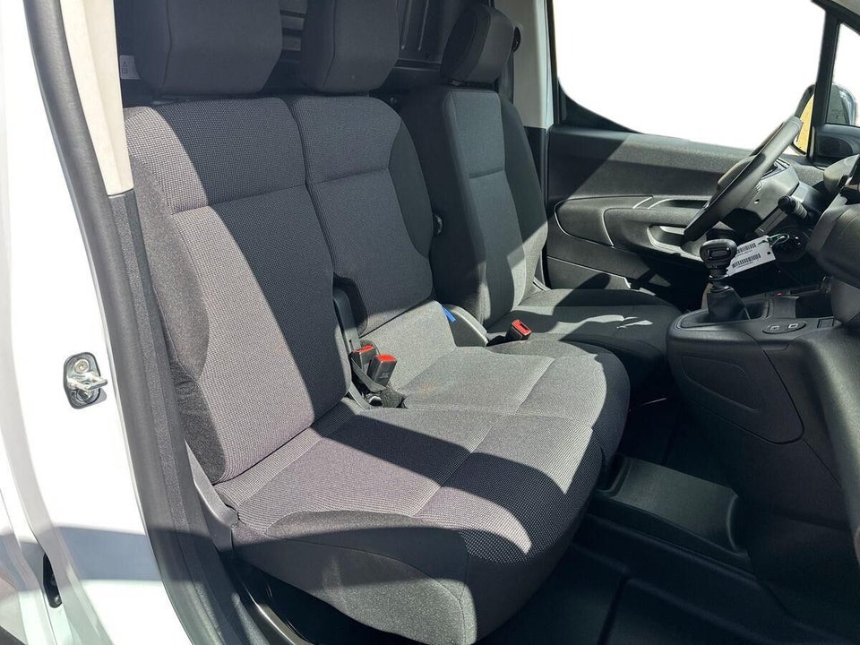 Peugeot Partner 1,5 BlueHDi 100 L1V1 Plus Van