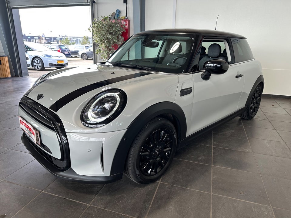 MINI Cooper 1,5 Maximise aut. 3d