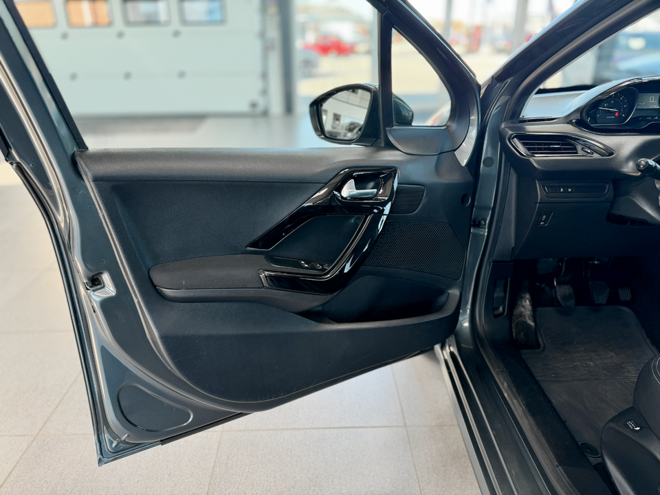 Peugeot 208 1,6 BlueHDi 100 Active 5d