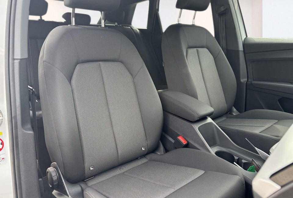 Audi Q4 e-tron 40 S-line 5d