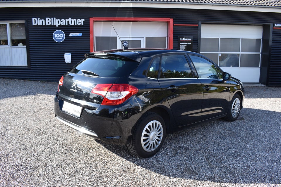 Citroën C4 1,6 e-HDi 112 Seduction 5d