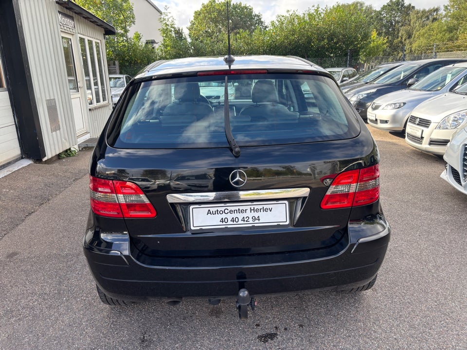 Mercedes B180 2,0 CDi 5d