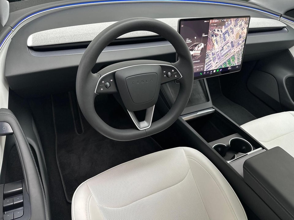 Tesla Model 3 RWD 4d