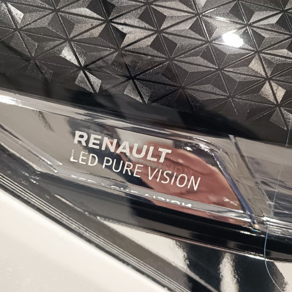 Renault Trafic T29 2,0 dCi 145 L2H1