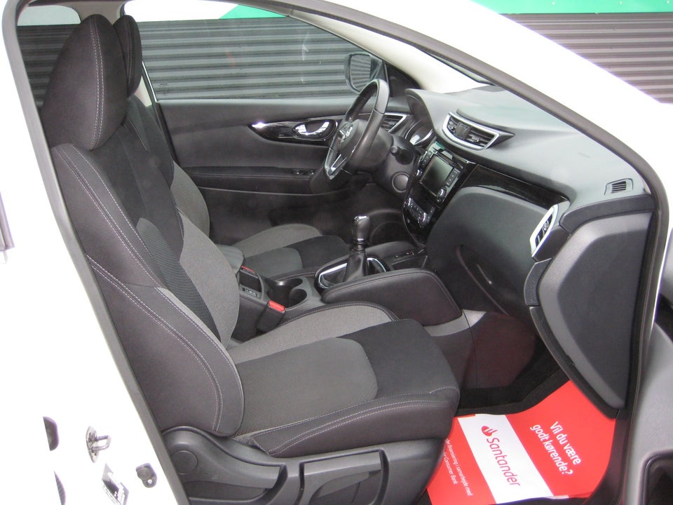 Nissan Qashqai 1,5 dCi 115 N-Connecta 5d