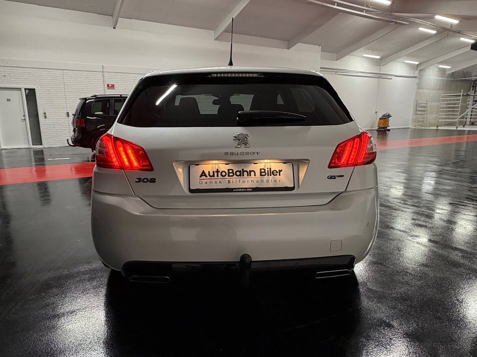Peugeot 308 1,6 e-THP 205 GT 5d