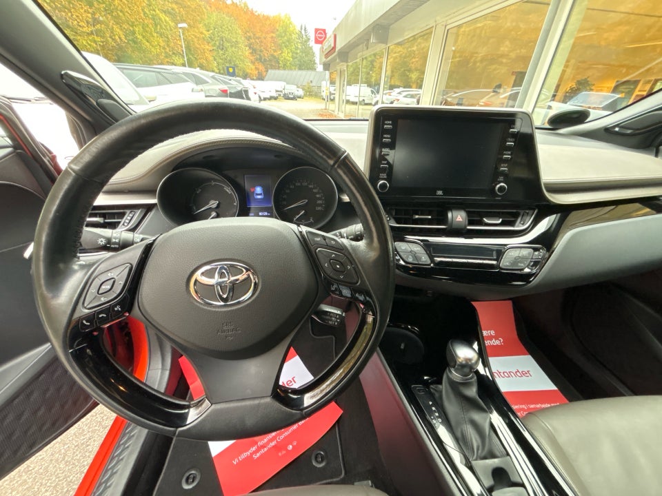 Toyota C-HR 2,0 Hybrid C-HIC Royale CVT 5d