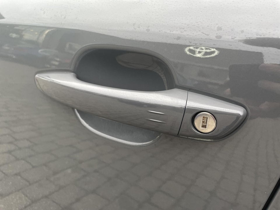 Peugeot e-2008 50 GT 5d