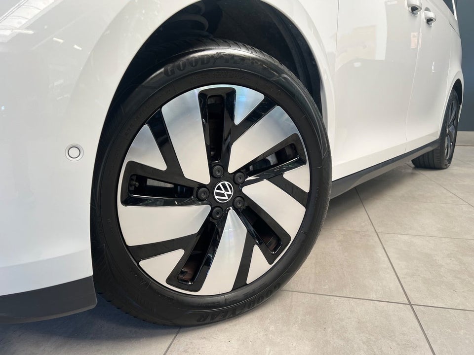 VW ID.Buzz 77 Pro SWB 5d