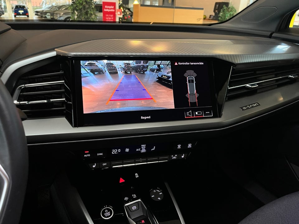 Audi Q4 e-tron 45 S-line 5d