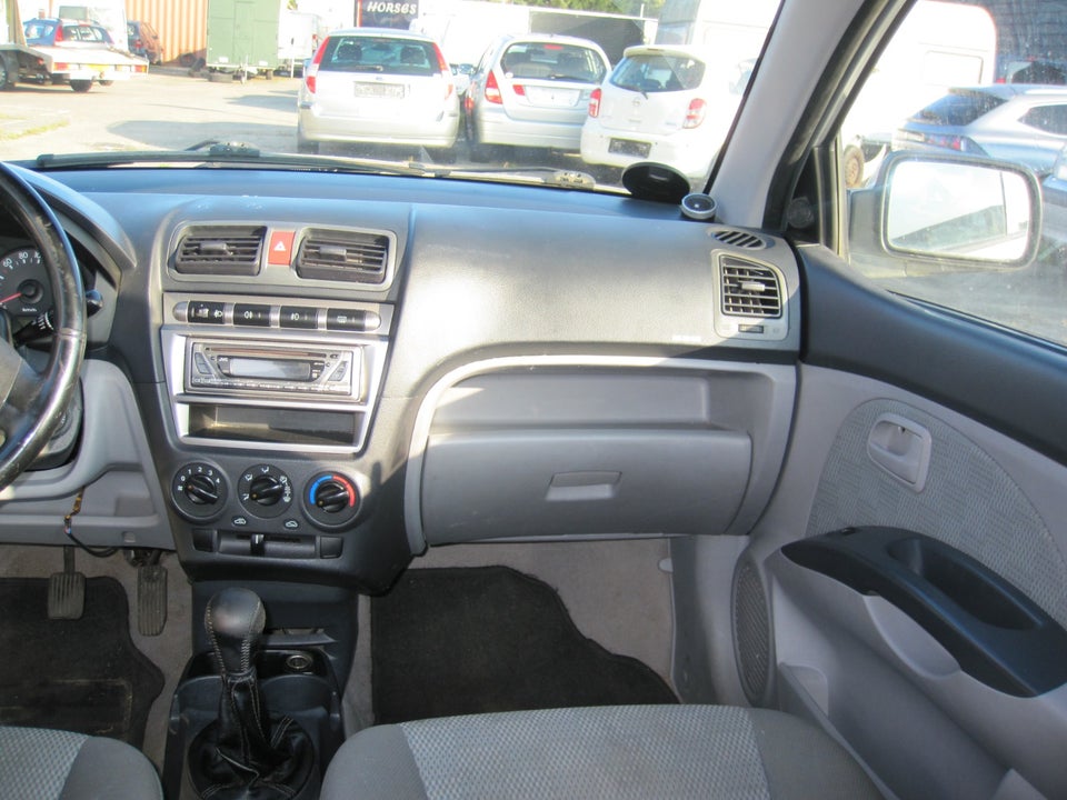 Kia Picanto 1,1 EX 5d