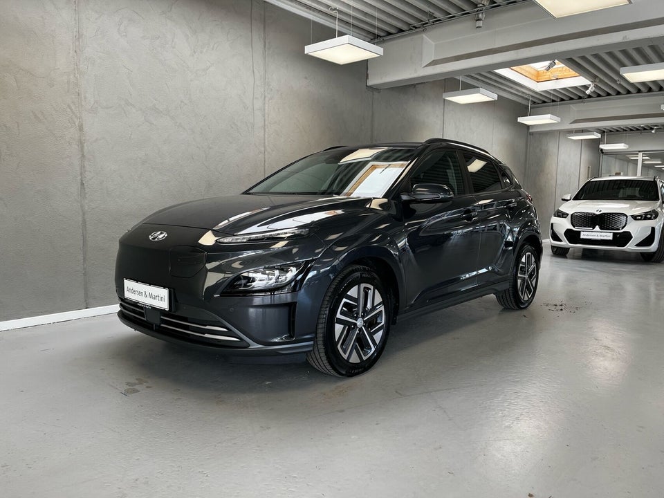 Hyundai Kona 39 EV Essential 5d