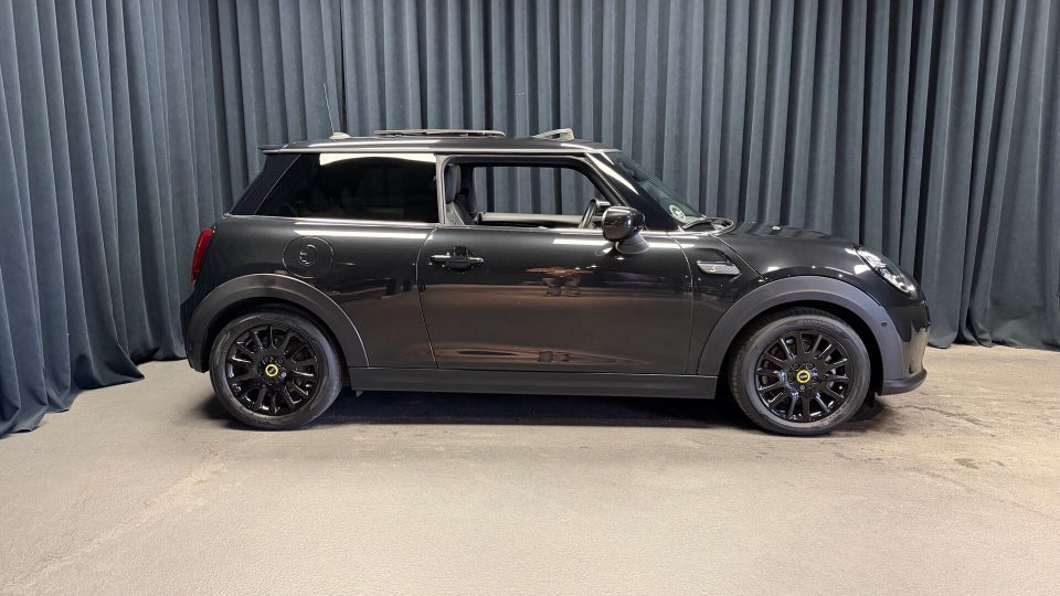 MINI Cooper SE Edition Premium Plus 3d