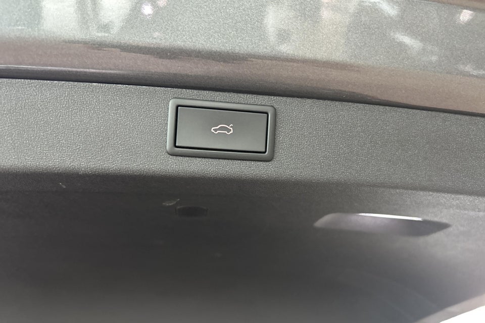 Skoda Enyaq 85x iV Laurin & Klement 5d