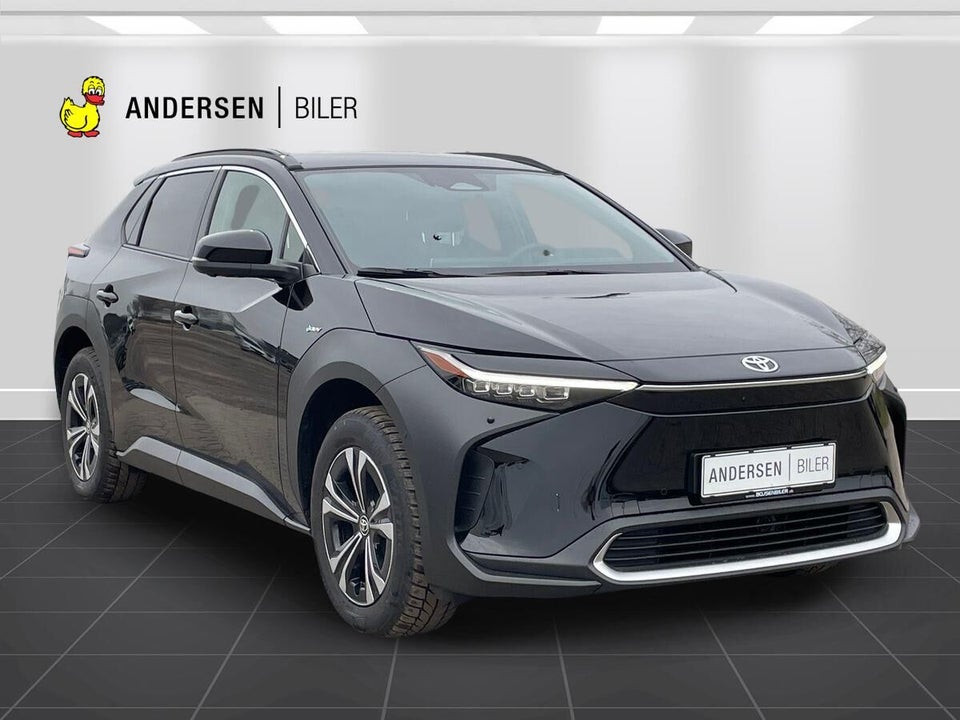 Toyota bZ4X Executive 5d