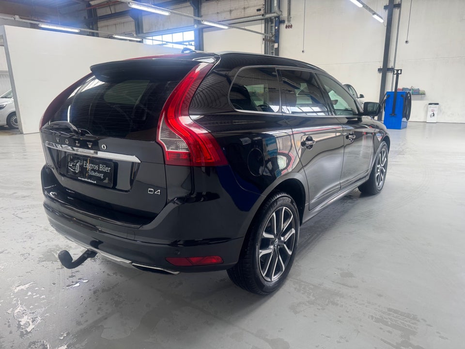 Volvo XC60 2,0 D4 190 Momentum 5d