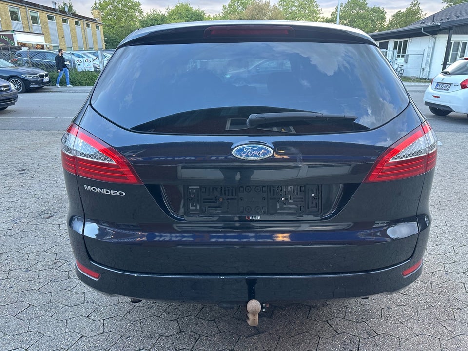 Ford Mondeo 2,3 Ghia stc. aut. 5d