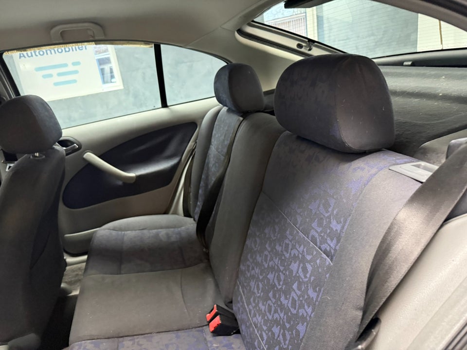 Skoda Octavia 1,6 LX Combi aut. 5d