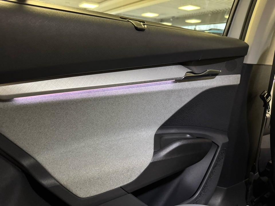 Skoda Enyaq 80 iV Selection Lounge 5d