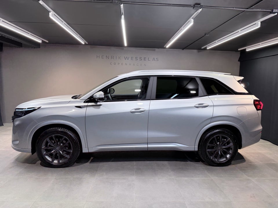 Navor E5 1,5 PHEV Rock 5d