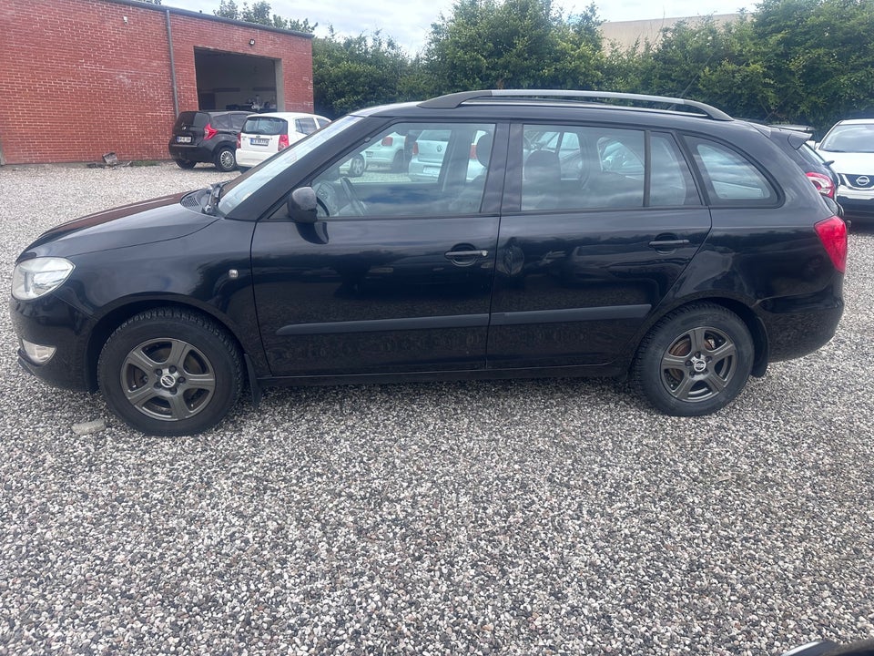 Skoda Fabia 1,2 12V Ambiente Combi 5d
