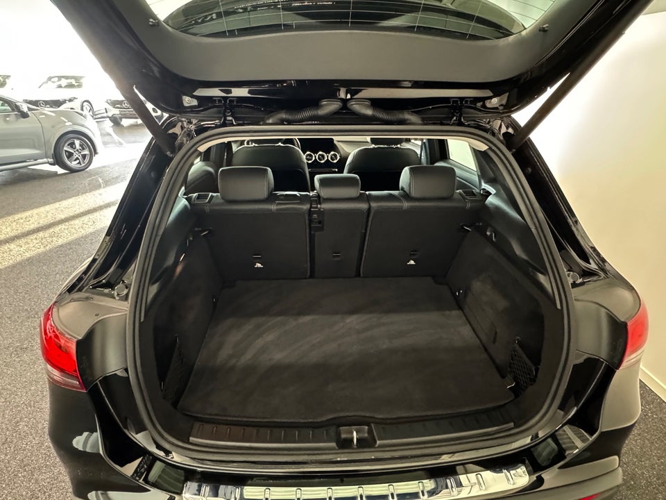 Mercedes EQA250+ Progressive 5d