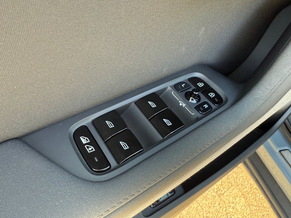 Polestar 2 Standard Range 5d