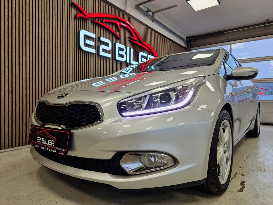 Kia Ceed 1,6 CRDi 128 Spring SW 5d