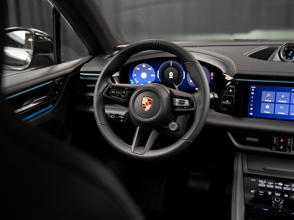 Porsche Macan 5d