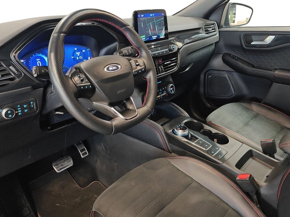 Ford Kuga 2,5 PHEV ST-Line X CVT 5d