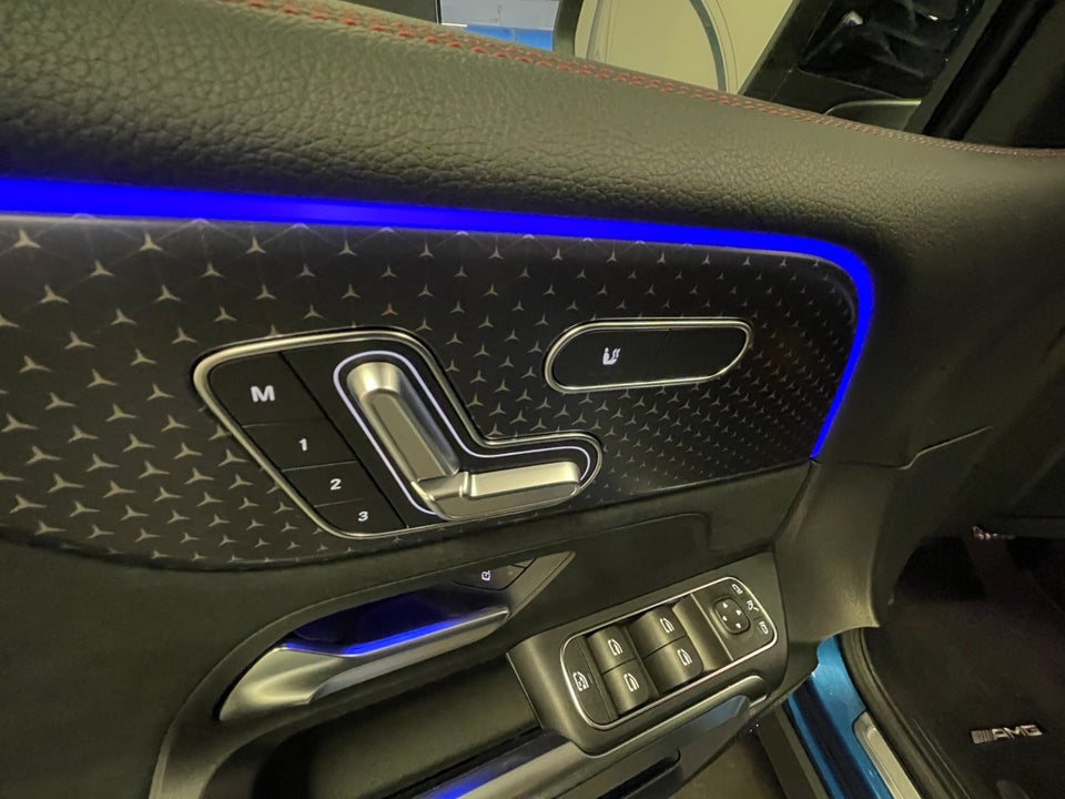 Mercedes EQB300 AMG Line 4Matic 5d