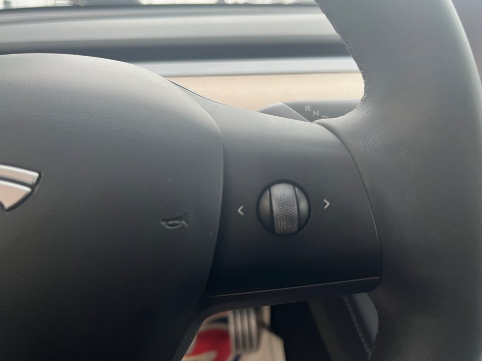 Tesla Model Y Performance AWD 5d