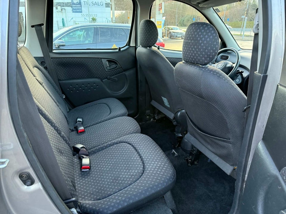 Toyota Yaris Verso 1,3 Terra 5d