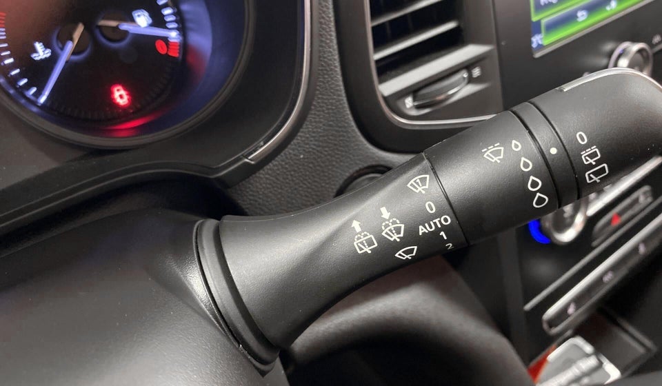 Renault Megane IV 1,3 TCe 140 Limited Sport Tourer EDC 5d