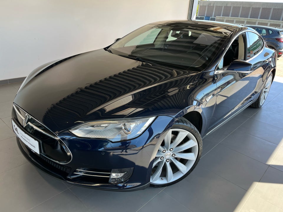 Tesla Model S 85 5d