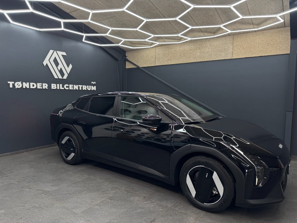 Kia EV4 81 Long Range Upgrade Fastback 4d