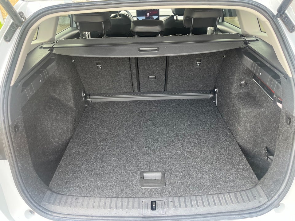 Skoda Enyaq 80 iV Premium 5d
