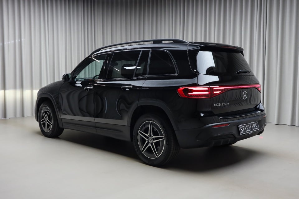Mercedes EQB250+ AMG Premium 7prs 5d