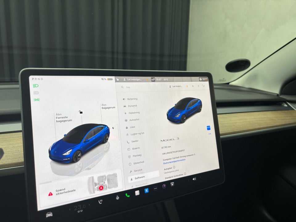 Tesla Model 3 RWD 4d