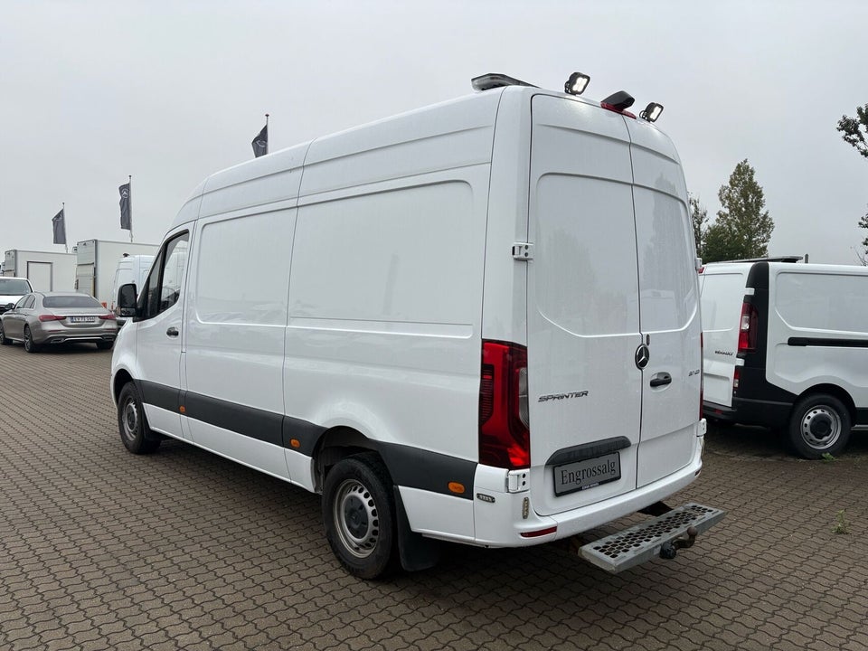 Mercedes Sprinter 317 2,0 CDi A2 Kassevogn aut. RWD