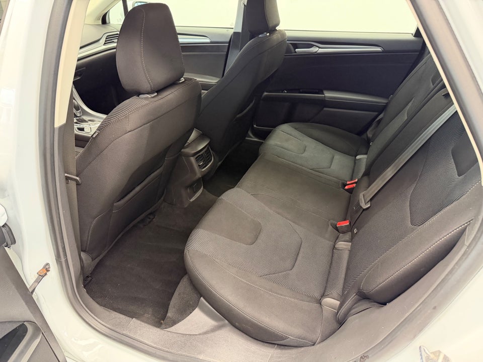 Ford Mondeo 2,0 TDCi 150 Titanium aut. 5d