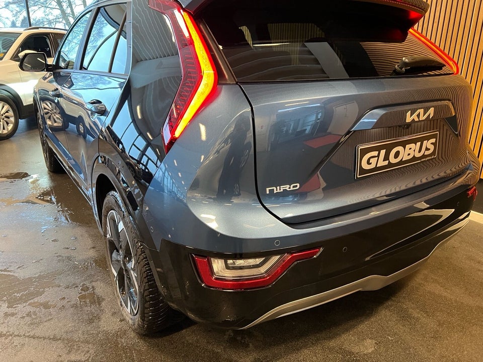Kia Niro 64 EV Inspiration 5d